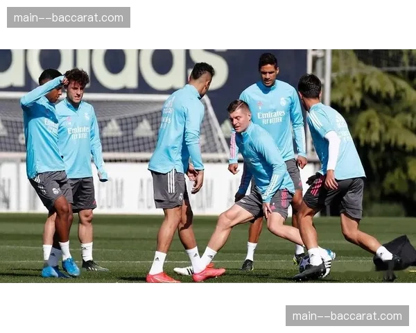 阿韦洛亚执教首季遇瓶颈 皇马双线作战分散联赛精力